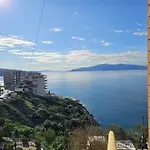 Two Bedroom With Sea View 091 *