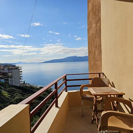 Two Bedroom With Sea View 091 アパート