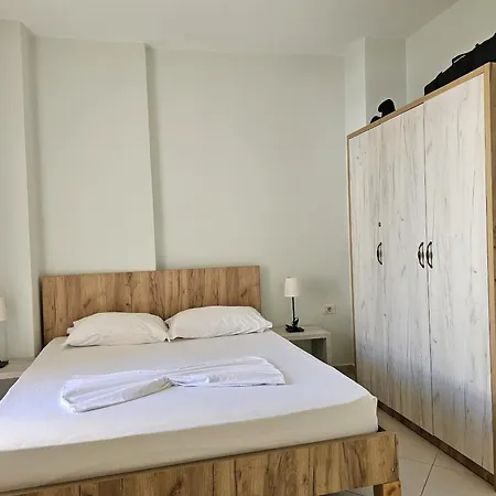 דירה Two Bedroom With Sea View 091 סרנדה