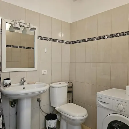 Two Bedroom With Sea View 091 アパート *