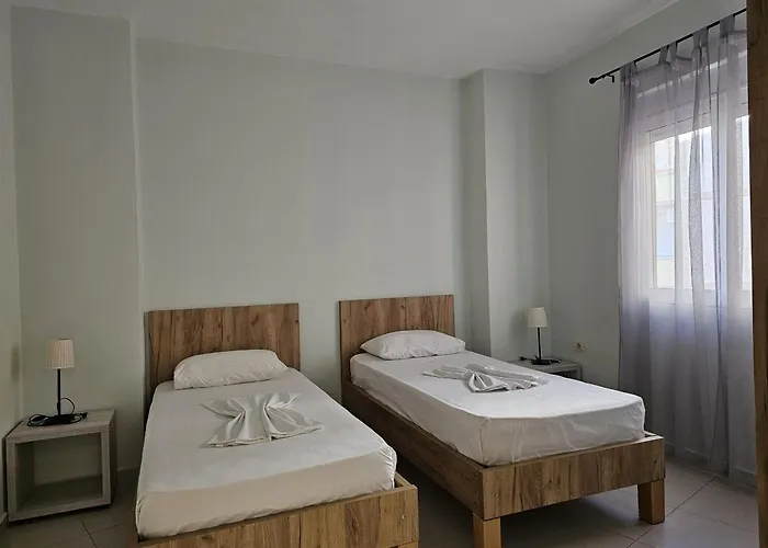 Two Bedroom With Sea View 091 *